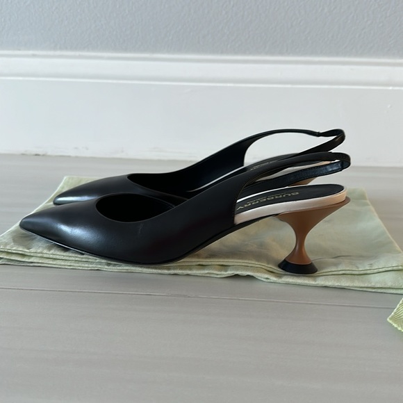 Burberry Women’s sling back kitten heel - Picture 1 of 5